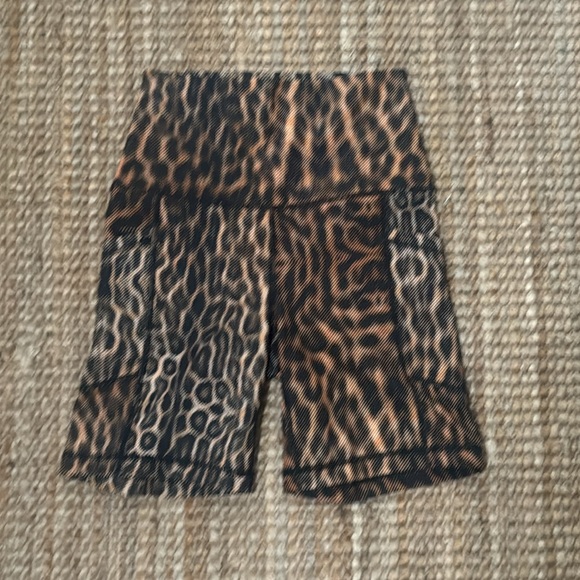 Leopard Print Bicycle Shorts - Picture 3 of 3